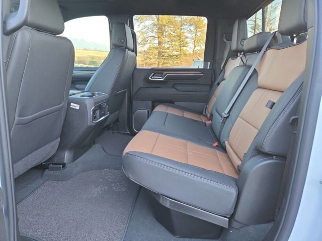 2025 Chevrolet Silverado 3500 HD High Country