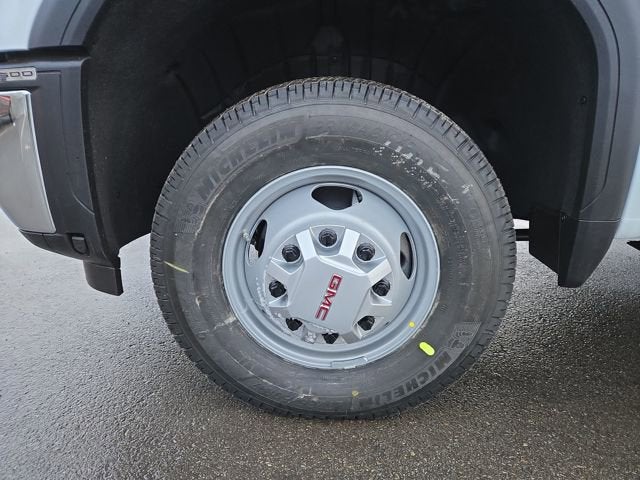 2026 GMC Sierra 3500 HD Chassis Cab Pro