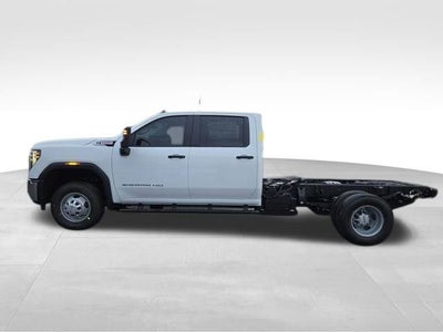 2026 GMC Sierra 3500 HD Chassis Cab Pro