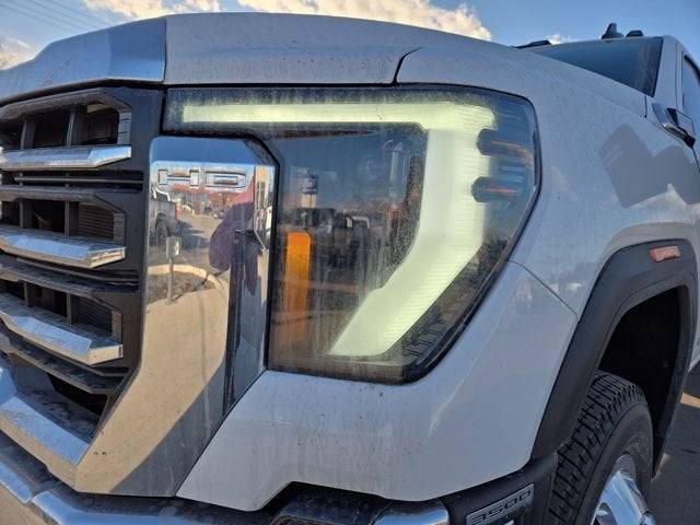 2026 GMC Sierra 3500 HD Chassis Cab SLE