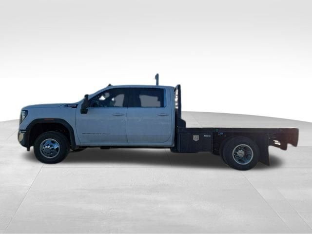 2026 GMC Sierra 3500 HD Chassis Cab SLE