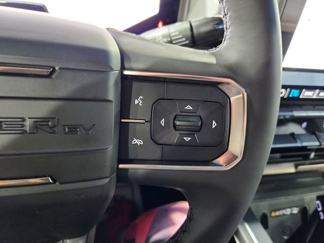 2024 GMC HUMMER EV SUV 2X