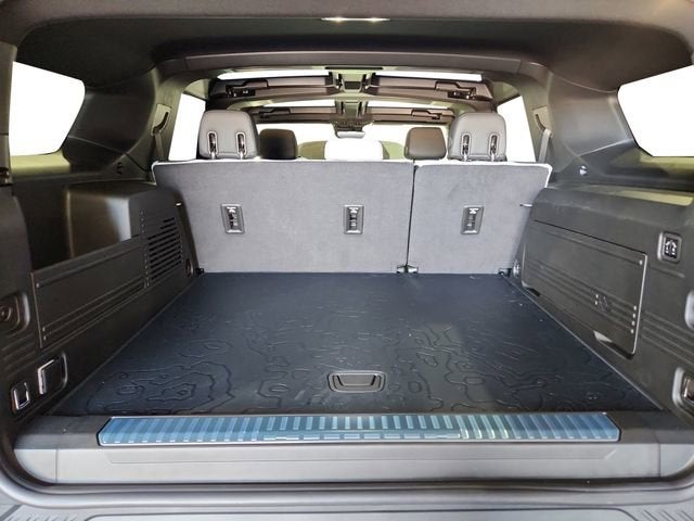 2024 GMC HUMMER EV SUV 2X