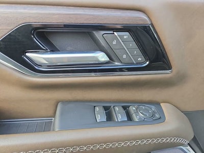 2025 GMC Yukon Denali Ultimate