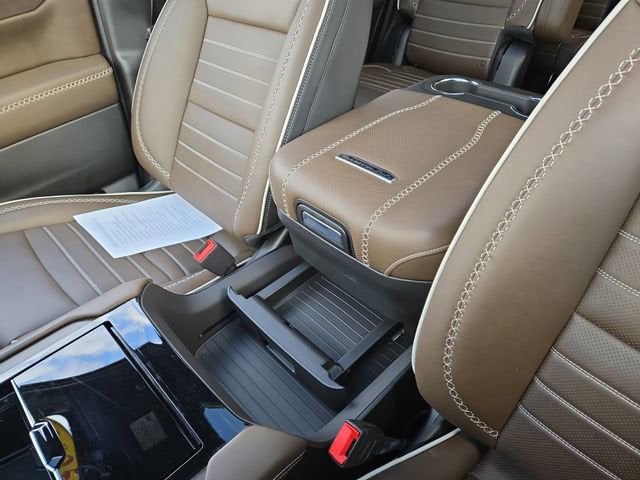2025 GMC Yukon Denali Ultimate
