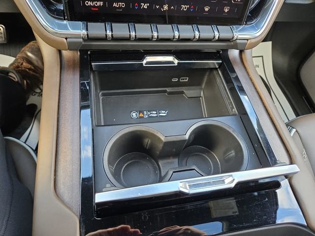 2025 GMC Yukon Denali Ultimate