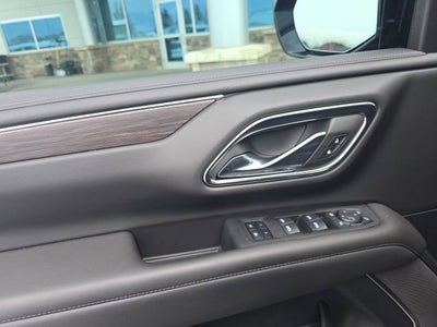 2024 Chevrolet Suburban LT