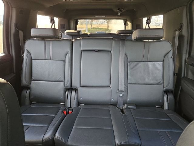 2021 Chevrolet Suburban RST