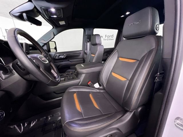 2025 GMC Sierra 3500 HD AT4