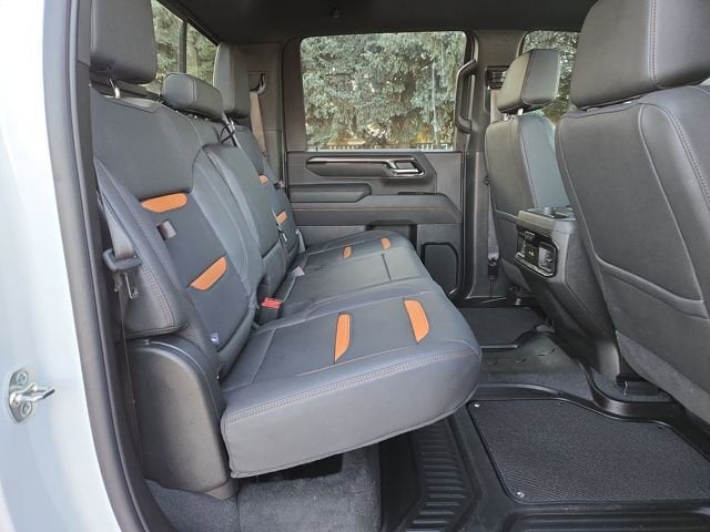 2025 GMC Sierra 3500 HD AT4