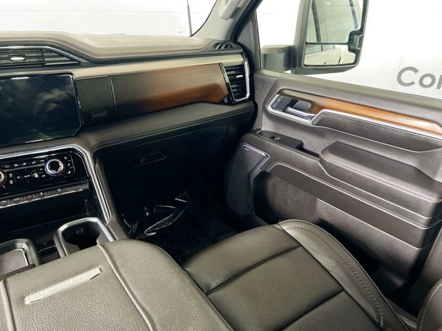 2025 GMC Sierra 3500 HD Denali