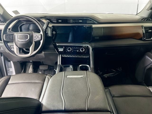 2025 GMC Sierra 3500 HD Denali