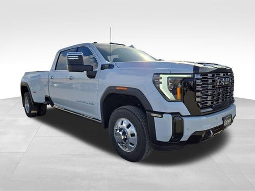 2026 GMC Sierra 3500 HD Denali Ultimate DRW