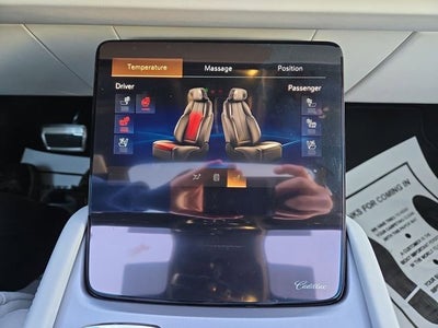 2026 Cadillac VISTIQ Luxury