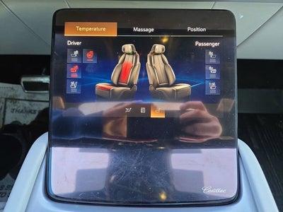 2026 Cadillac VISTIQ Luxury