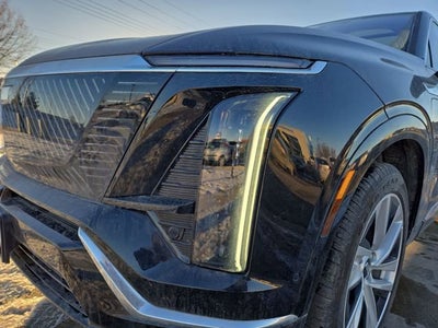 2026 Cadillac VISTIQ Luxury