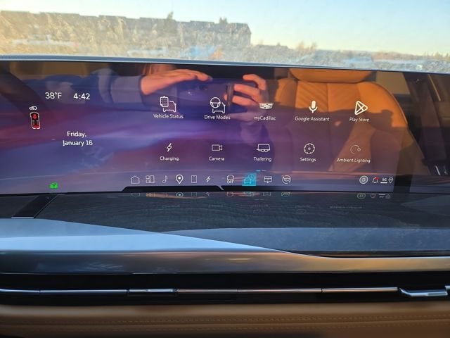 2026 Cadillac ESCALADE IQL Premium Sport