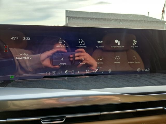 2026 Cadillac ESCALADE IQL Premium Sport