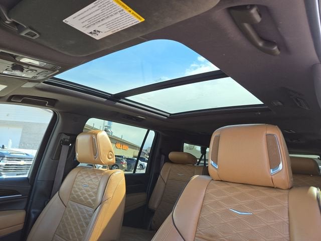 2022 Cadillac Escalade ESV Premium Luxury