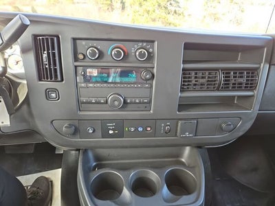 2025 Chevrolet Express Cutaway 3500 1WT