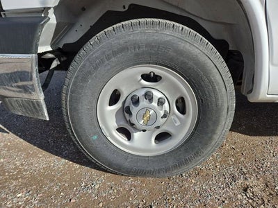 2025 Chevrolet Express Cutaway 3500 1WT