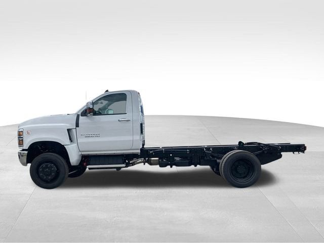 2024 Chevrolet Silverado 5500 HD LT