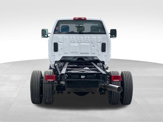 2024 Chevrolet Silverado 5500 HD LT