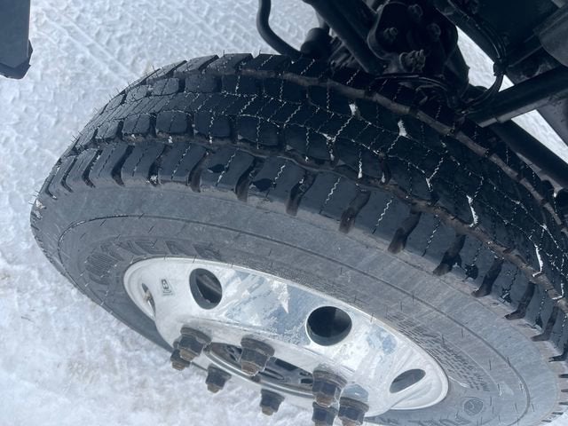 2024 Chevrolet Silverado 5500 HD LT