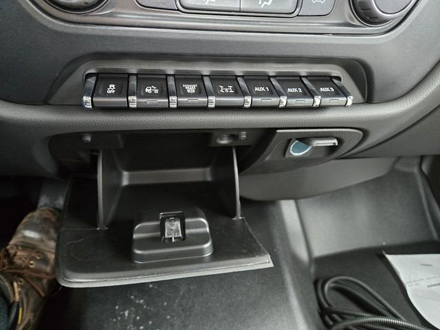 2025 Chevrolet Silverado 6500 HD Work Truck