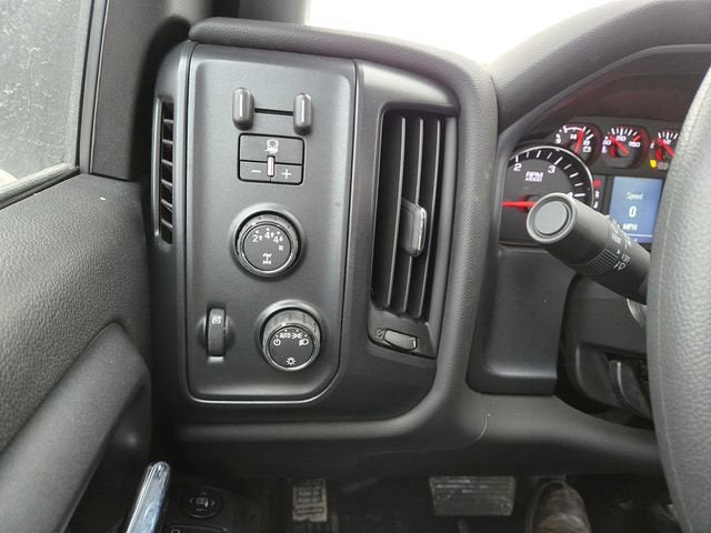 2025 Chevrolet Silverado 6500 HD Work Truck