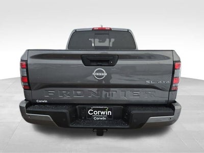 2024 Nissan Frontier SL