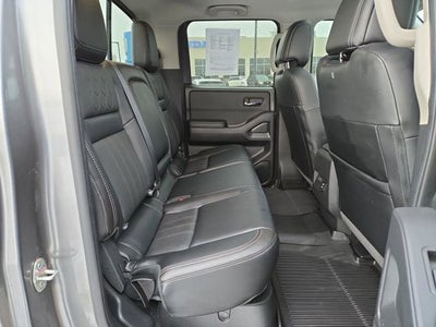 2024 Nissan Frontier SL