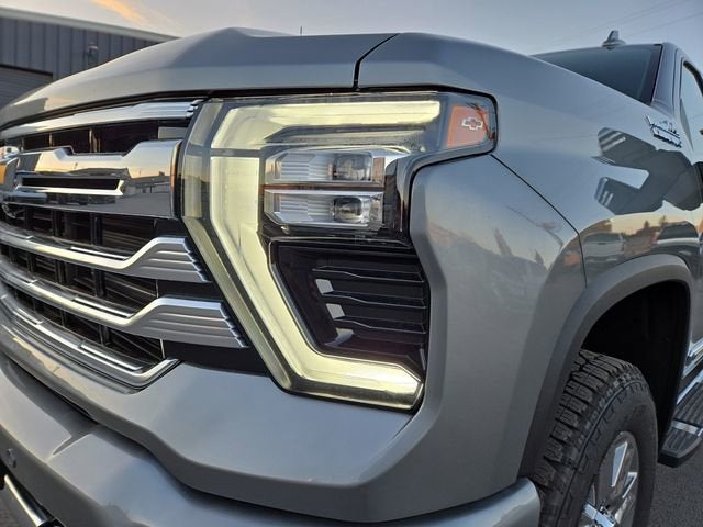 2026 Chevrolet Silverado 3500 HD High Country