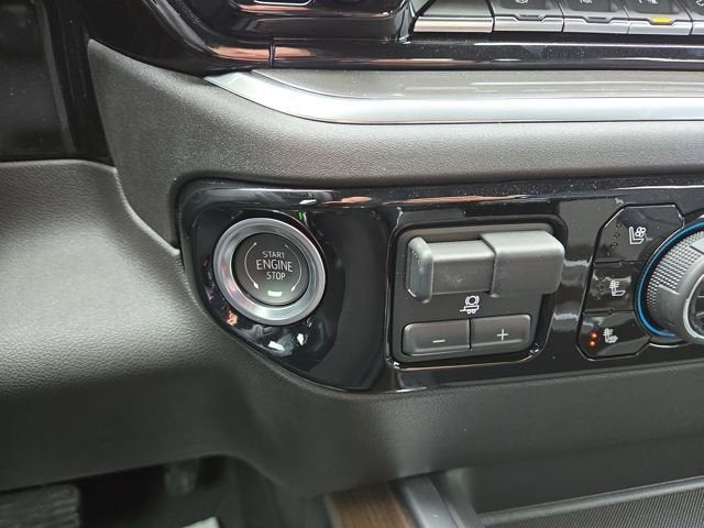 2025 Chevrolet Silverado 3500 HD High Country