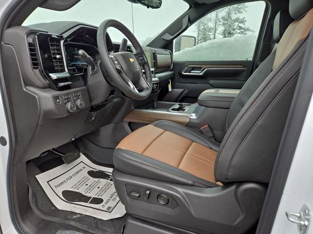 2025 Chevrolet Silverado 3500 HD High Country