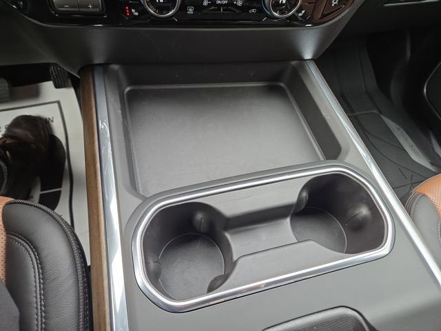 2025 Chevrolet Silverado 3500 HD High Country