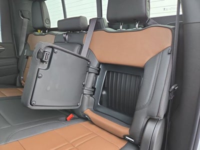 2025 Chevrolet Silverado 3500 HD High Country