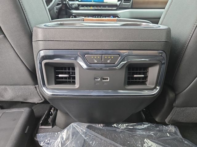 2025 Chevrolet Silverado 3500 HD High Country