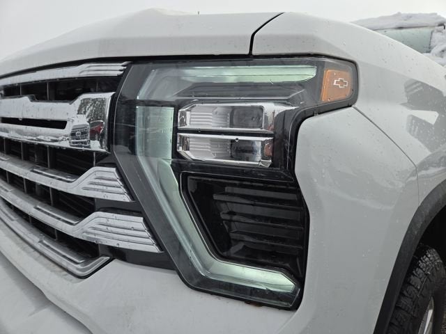 2025 Chevrolet Silverado 3500 HD High Country