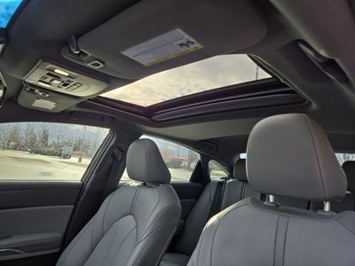 2022 Toyota Avalon XLE