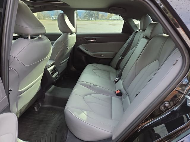 2022 Toyota Avalon XLE