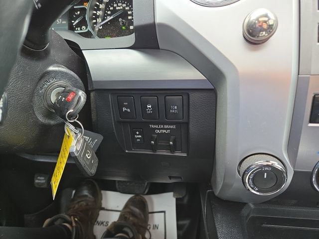 2018 Toyota Tundra 4WD SR5