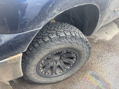 2012 Toyota Tundra 4WD Truck GRADE