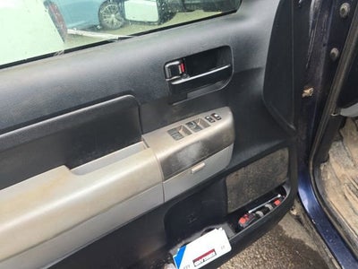 2012 Toyota Tundra 4WD Truck GRADE