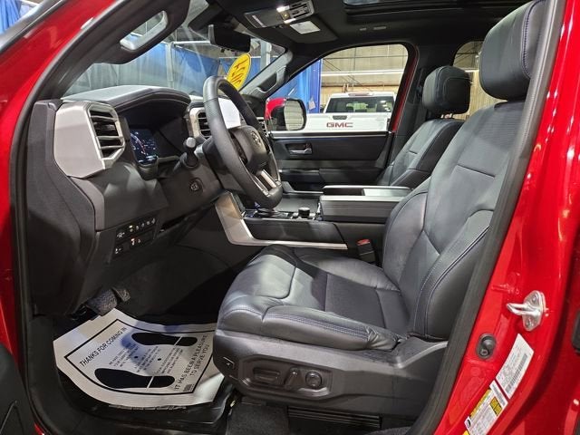 2024 Toyota Sequoia SR5