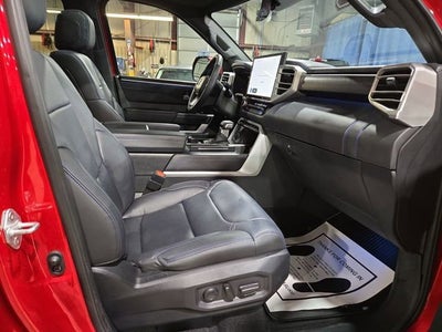 2024 Toyota Sequoia SR5