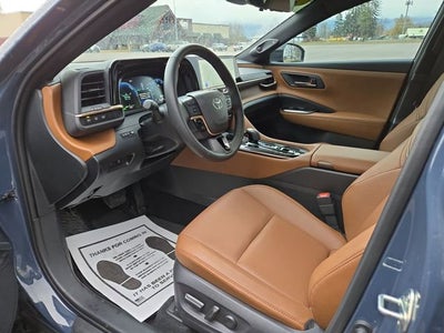 2025 Toyota Crown Signia XLE