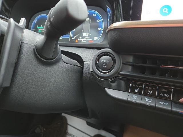 2025 Toyota Crown Signia XLE