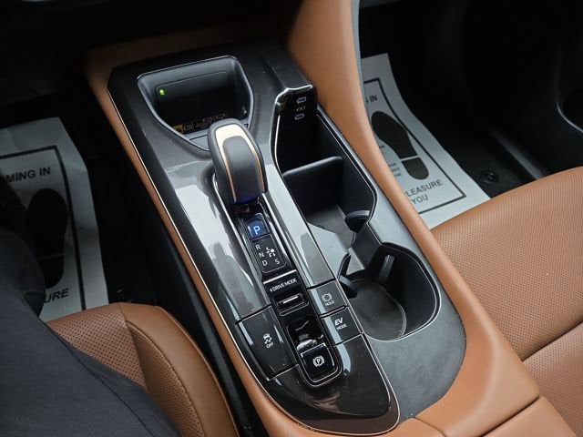 2025 Toyota Crown Signia XLE