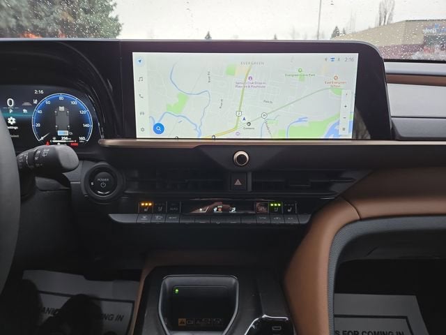 2025 Toyota Crown Signia XLE